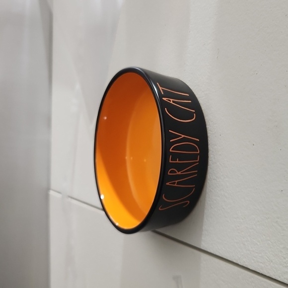 Rae Dunn scaredy cat bowl black orange - Picture 1 of 8